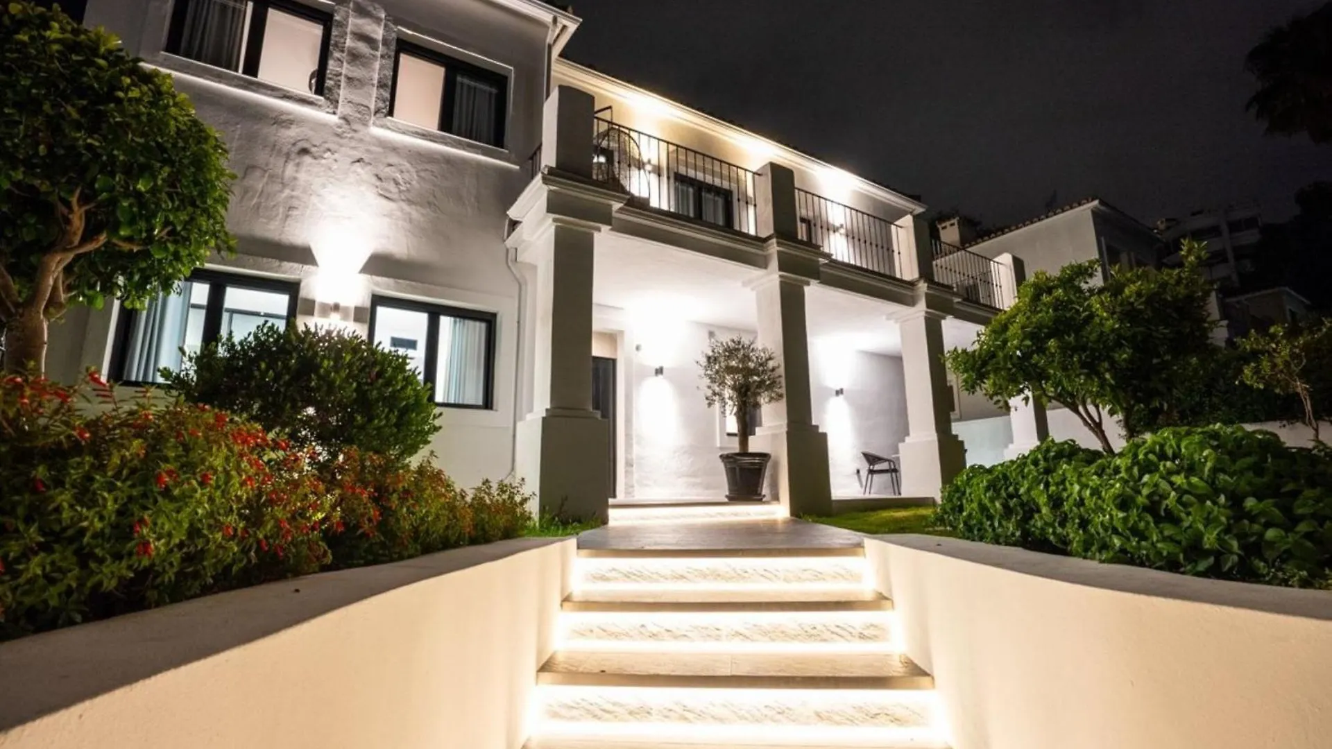 Villa Zacaluca Pool Whirlpool Sauna&Gym Marbella