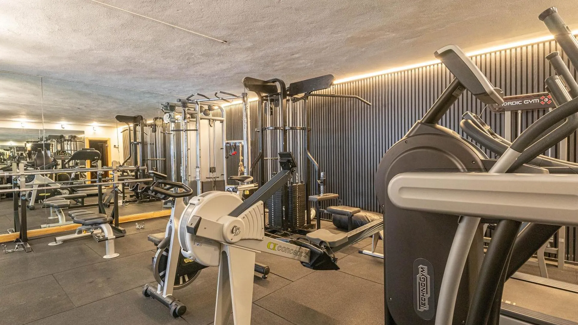 Villa New Zacaluca Pool Sauna & Gym Marbella